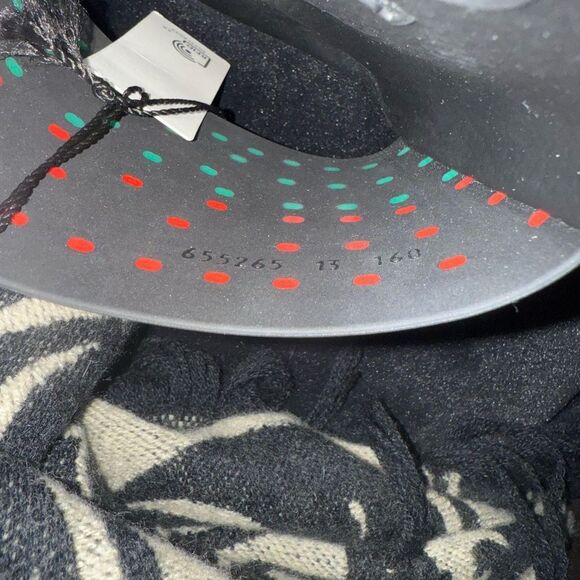 Brand new with box Gucci Black, Red, and Green mens Sandals slippers - Picture 15 of 15